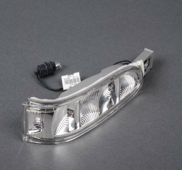 A1648200621 - Original Mercedes-Benz W164 ML GL RH-Class Flashing Lens A1648200621