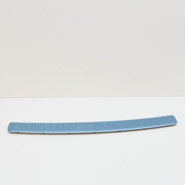A1648800111 - NEW MERCEDES-BENZ M-CLASS W164 REAR BUMPER SILVER LOAD PLATE TRIM A1648800111