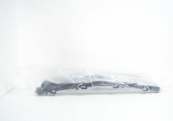 A1648850853 - NEW MB ML W164 FRONT BUMPER AIR INLET GRILLE COVER A1648850853