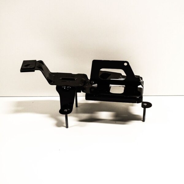 A1663200143 - MERCEDES-BENZ GLE W166 Air Compressor Bracket A1663200143 New