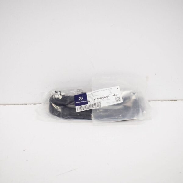 A16681006549051 - NEW MERCEDES BENZ W205 INTERIOR RIGHT ROOF GRAB HANDLE A16681006549051 ORIGINAL