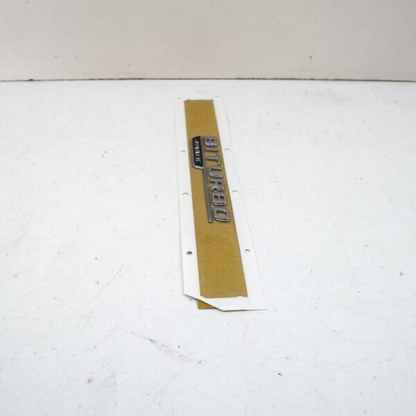 A1668176500 - NEW MB GLE C292 AMG FRONT RIGHT WING EMBLEM BADGE A1668176500