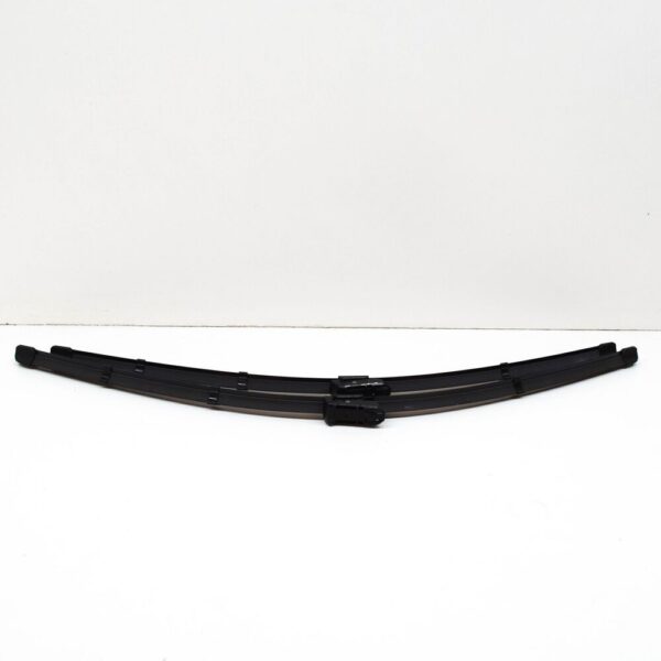 A166820114528 - NEW MERCEDES-BENZ W166 ML-CLASS GLE FRONT WIPER BLADES RHD A166820114528