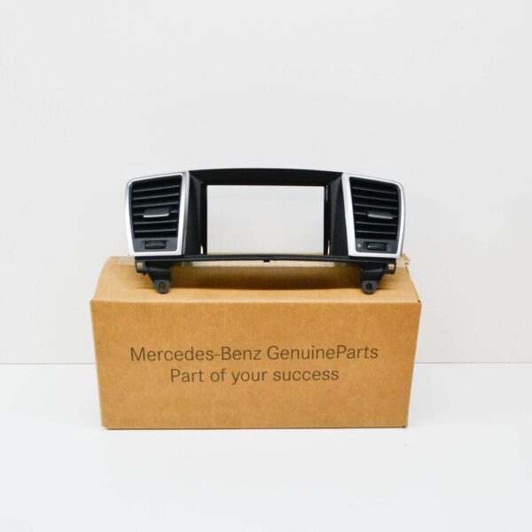 A16683063012A17 - NEW MERCEDES-BENZ GL X166 DASHBOARD CENTER AIR VENT A16683063012A17 ORIGINAL