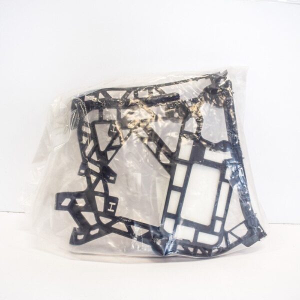 A1668800912 - NEW MERCEDES-BENZ GLS REAR BUMPER LEFT SIDE HOLDER BRACKET X166 A1668800912
