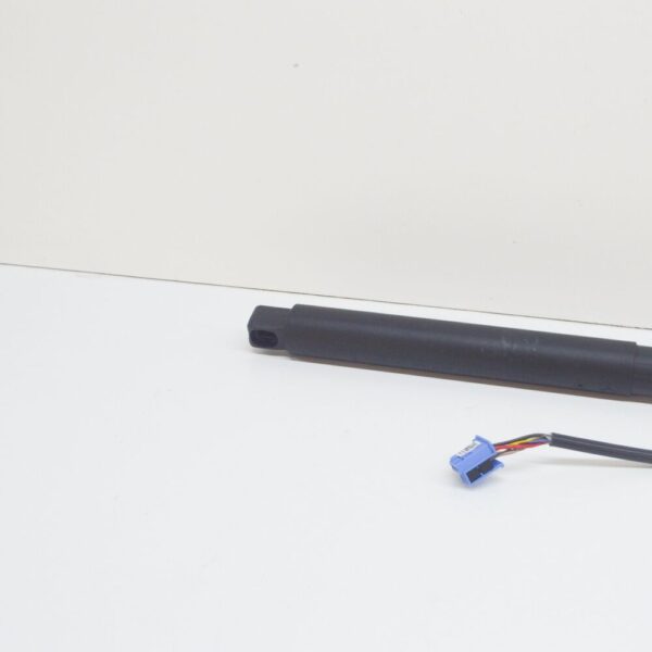 A1668900000 - NEW MERCEDES-BENZ ML W166 REAR END DOOR RIGHT DRIVE SPINDLE A1668900000 ORIGINAL