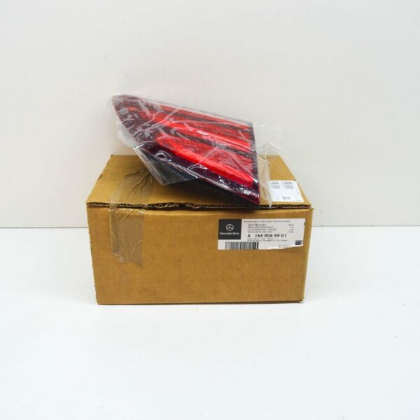 A1669065901 - New MB GLE W166 Rear Left Inner Tailgate LED Taillight A1669065901