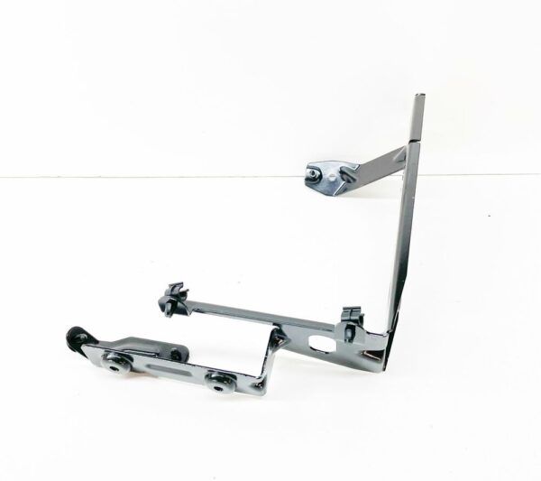 A1675016602 - NEW MERCEDES-BENZ GLE W167 AUXILIARY RADIATOR BRACKET A1675016602 ORIGINAL