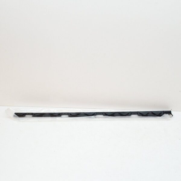 A1676988101 - NEW MERCEDES-BENZ GLE W167 FRONT RIGHT SIDE SKIRT BRACKET A1676988101 ORIGINAL