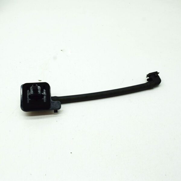 A1678609301 - NEW MB GLS X167 REAR LUGGAGE DOOR WINDOW SPRAY NOZZLE A1678609301