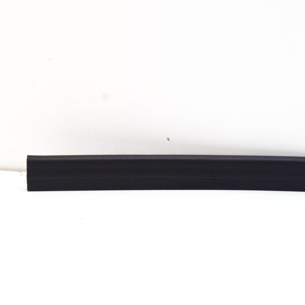 A1678872000 - NEW MERCEDES-BENZ GLS X167 ENGINE COVER RUBBER A1678872000