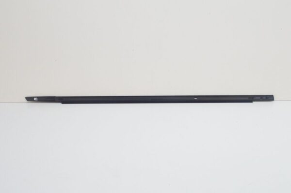 A1697200324 - NEW MERCEDES-BENZ B W245 FRONT LEFT DOOR WINDOW OUTSIDE RAIL A1697200324