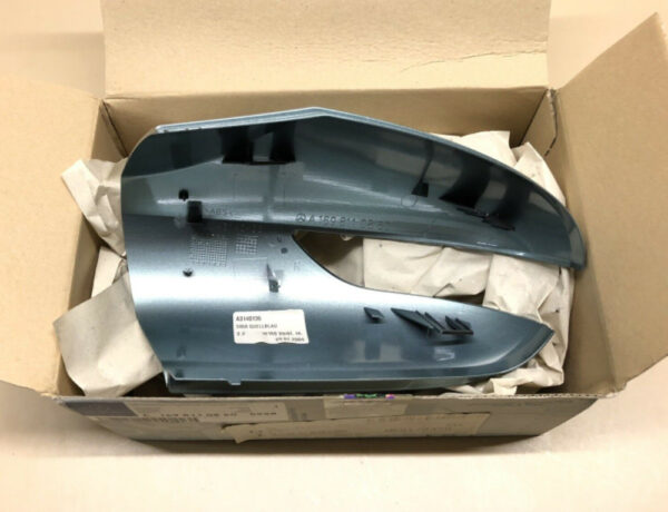 A16981108605958 - NEW MB A W169 FRONT RIGHT DOOR MIRROR HOUSING COVER A16981108605958 ORIGINAL