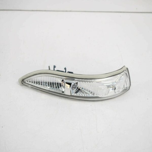 A1698200621 - NEW MB A-CLASS W169 RIGHT WING MIRROR TURN INDICATOR A1698200621 ORIGINAL