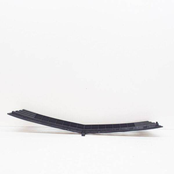 A1698850123 - NEW MERCEDES-BENZ B W245 FRONT BUMPER LOWER CENTER GRILLE A1698850123 ORIGINAL