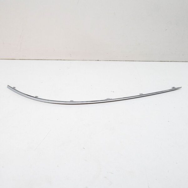 A1698851474 - Mercedes-Benz B W245 front bumper right molding A1698851474 NEW