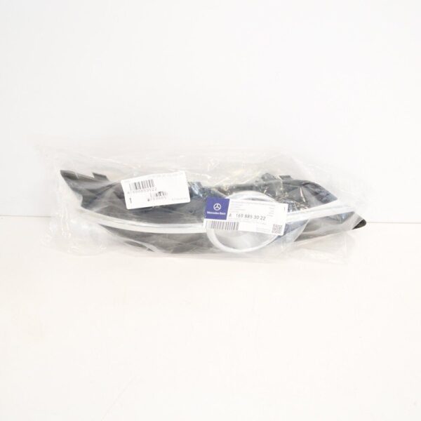 A1698853022 - MERCEDES-BENZ B-CLASS W245 Front Right Fog Light Cover A1698853022 NEW GENUINE