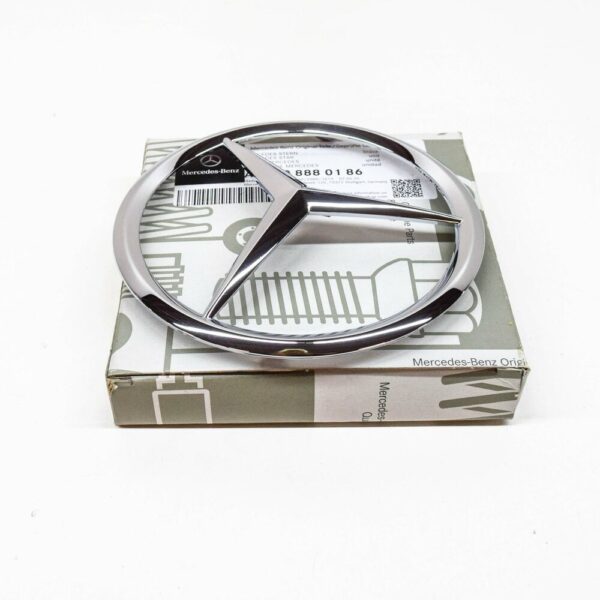 A1698880186 - NEW MERCEDES BENZ A W169 FRONT MERCEDES STAR A1698880186 ORIGINAL