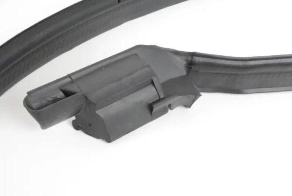 A1707500098 - NEW MERCEDES-BENZ SLK R170 REAR LID SEAL A1707500098 ORIGINAL