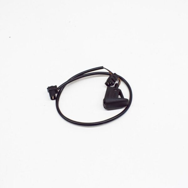 A1708601847 - NEW MB SLK R170 RIGHT WINDSCREEN WASHER NOZZLE A1708601847