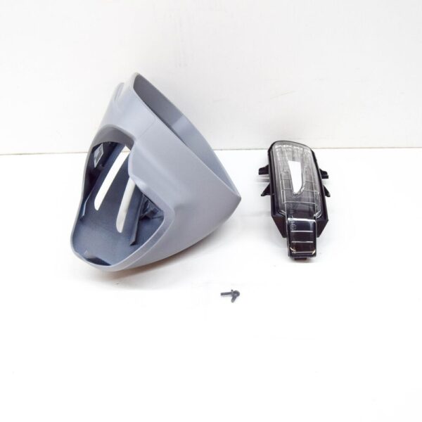 A17181004649775 - MB SLK R171 Front Right Mirror Trim With Light A17181004649775 NEW