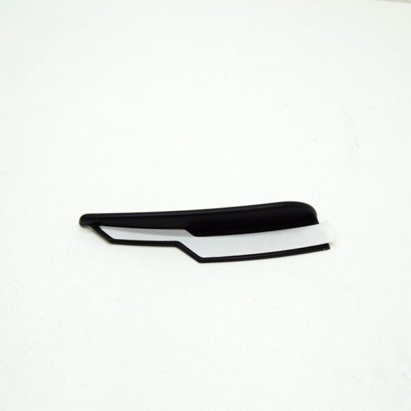 A1726901830 - NEW MERCEDES-BENZ SLK R172 REAR RIGHT WHEEL CODE COVER A1726901830