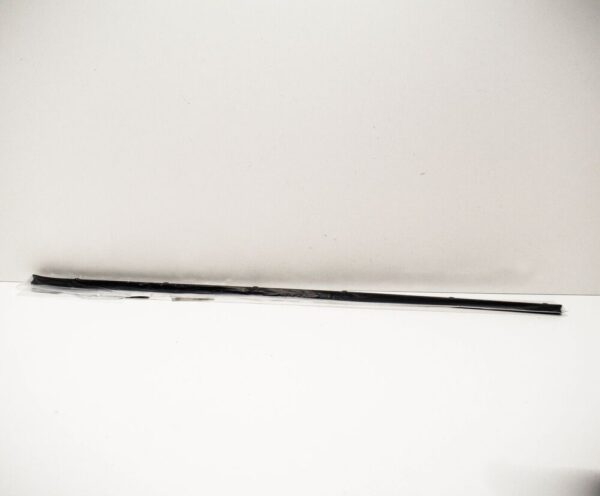 A1727200354 - MB SLC R172 door gasket front left lower sealing strip A1727200354 ORIGINAL
