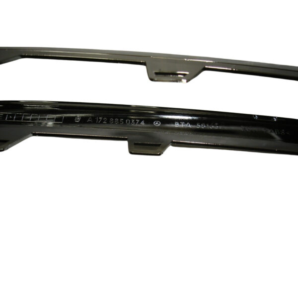A1728850374 - Mercedes-Benz SLK R172 front bumper right grille molding Genuine A172