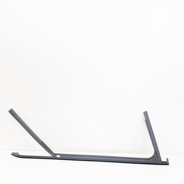 A1767251100 - NEW MERCEDES-BENZ A W176 FRONT LEFT DOOR WINDOW GUIDE RAIL A1767251100 ORIGINAL