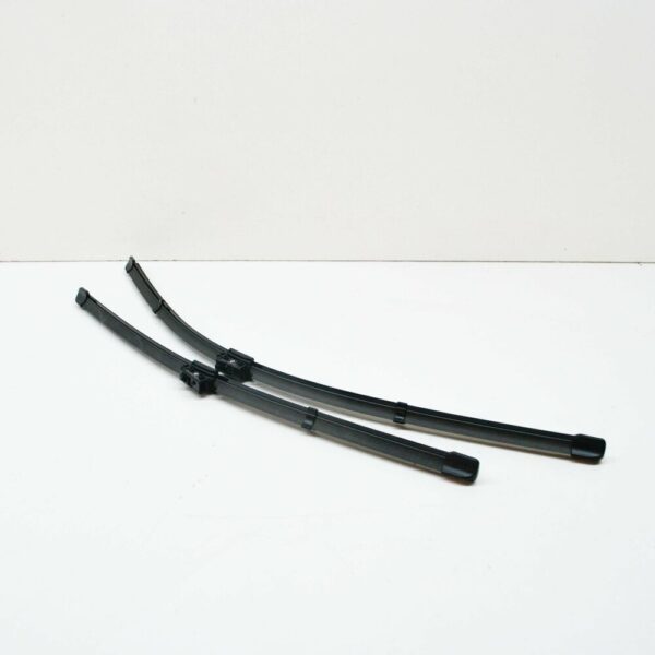 A1768204300 - NEW MB A W176 FRONT WINDSHIELD WIPER BLADES SET A1768204300 LHDOEM