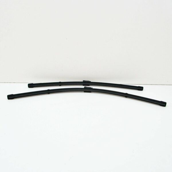 A1768204300 - NEW MB A W176 FRONT WINDSHIELD WIPER BLADES SET A1768204300 LHDOEM