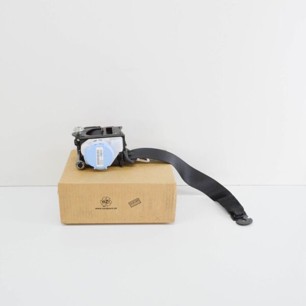 A17686023859C94 - Mercedes-Benz GLA X156 rear outer seat belt A17686023859C94 NEW ORIGINAL