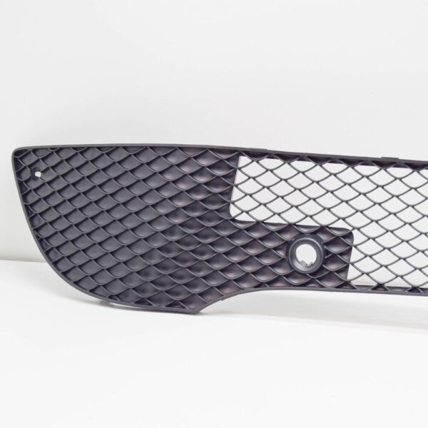 A1768807400 - NEW MERCEDES-BENZ A W176 FRONT BUMPER LOWER GRILLE A1768807400 ORIGINAL