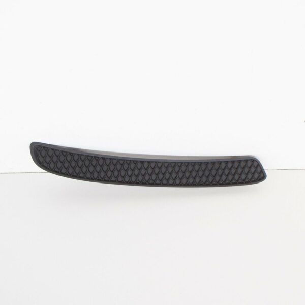 A1768850053 - NEW MERCEDES-BENZ A-CLASS W176 REAR BUMPER LEFT GRILLE TRIM A1768850053 ORIGINAL