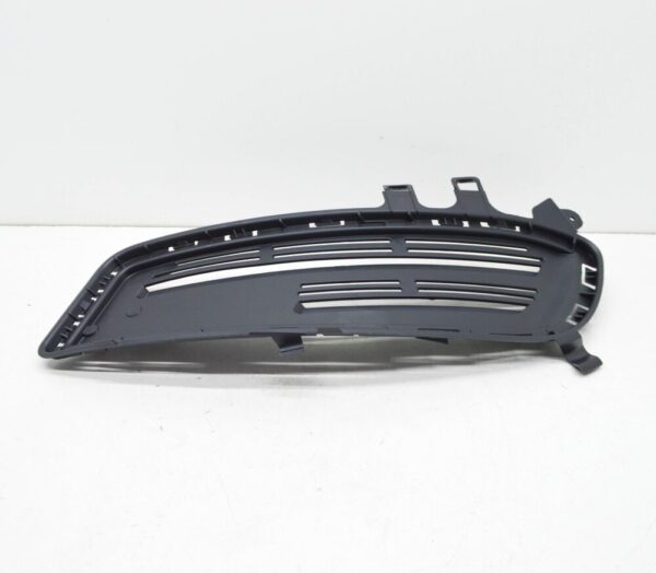 A1768851622 - NEW MERCEDES-BENZ A-CLASS W176 FRONT BUMPER RIGHT GRILLE A1768851622