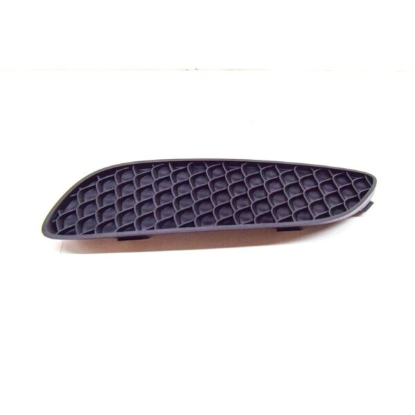 A1768853522 - MERCEDES-BENZ A W176 Front Bumper Left Grille Cover A1768853522 NEW GENUINE