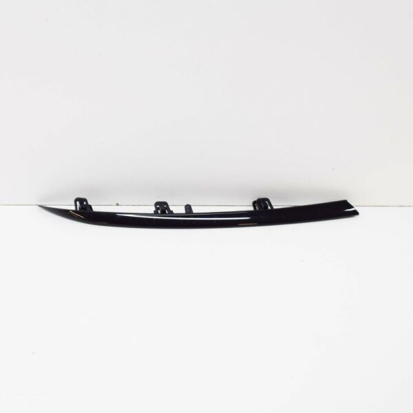 A1768854800 - NEW MB A W176 FRONT BUMPER RIGHT SIDE MOULDING TRIM A1768854800 ORIGINAL