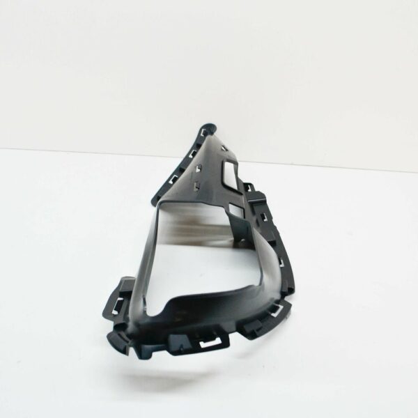 A1768855500 - NEW MB A W176 AMG FRONT AIR DUCT GRILL RIGHT HOLDER A1768855500