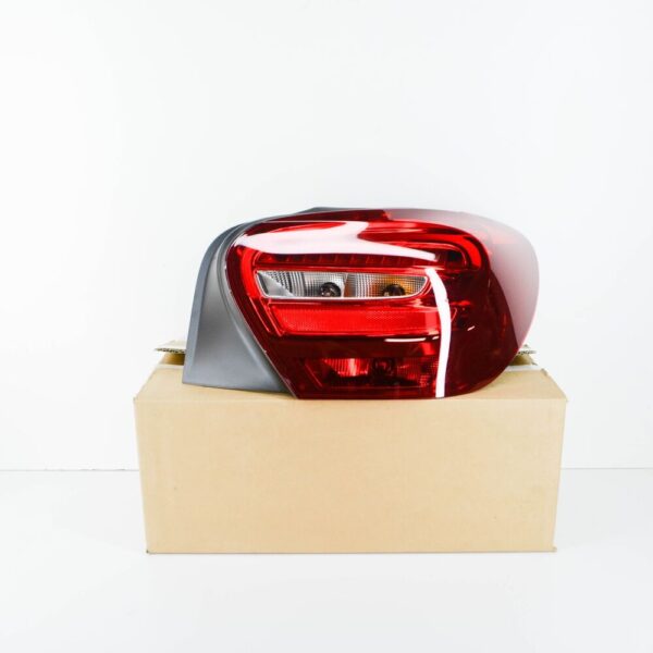 A1769064900 - Mercedes-Benz A W176 rear right taillight A1769064900 new
