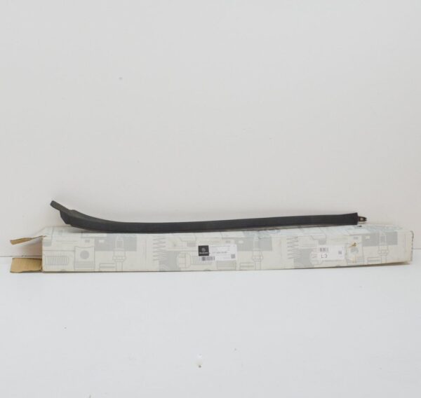 A1776902900 - NEW MB A W177 FRONT WINDSHIELD LEFT SIDE WATER DEFLECTOR A1776902900 ORIGINAL