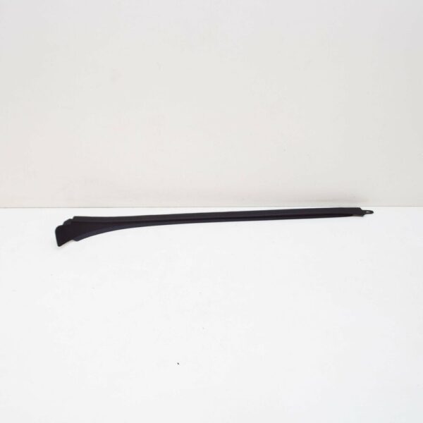 A1776903000 - New MB A W177 Front Windshield Right Side Water Deflector A1776903000