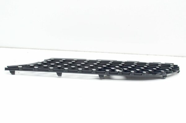 A1778883900 - NEW MB A W177 FRONT BUMPER RADIATOR GRILLE LEFT LOWER PART A1778883900