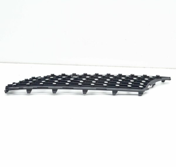 A1778883900 - NEW MB A W177 FRONT BUMPER RADIATOR GRILLE LEFT LOWER PART A1778883900