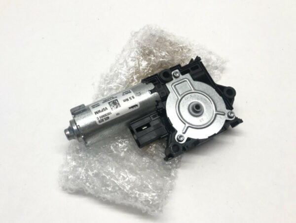 A1779064902 - Mercedes-Benz A W177 gear motor for roof roller blind A1779064902, original part