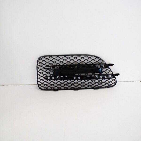A1908810485 - NEW MERCEDES BENZ AMG GT C190 RIGHT FENDER GRILLE A1908810485 ORIGINAL