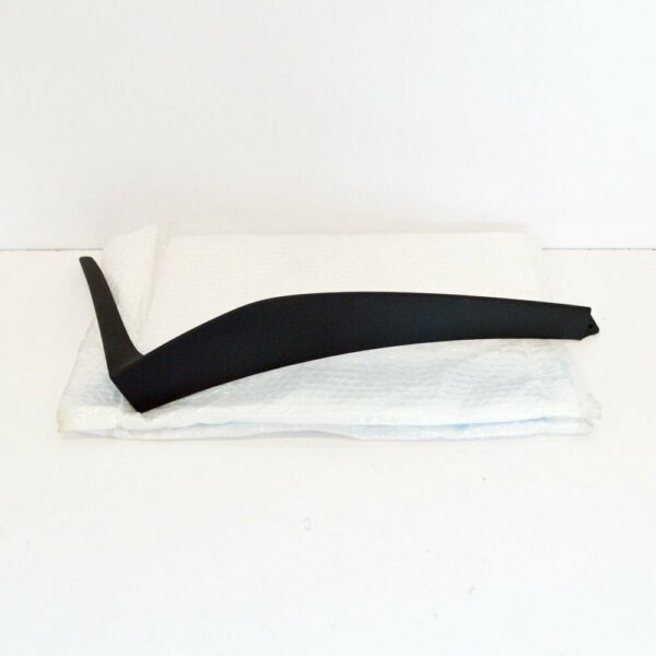 A1908858601 - NEW MERCEDES-BENZ 190 GT FRONT BUMPER SPOILER RIGHT TRIM A1908858601 ORIGINAL