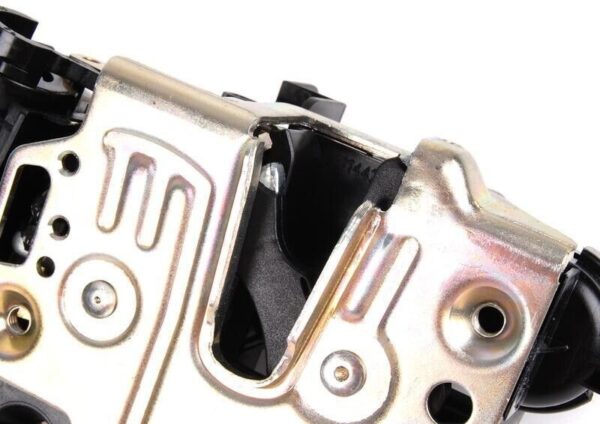 A2027203535 - Mercedes-Benz W210 Original Door Locking Mechanism A20272035