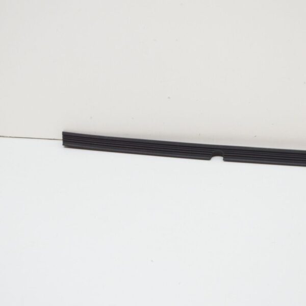 A2028261880 - NEW MB C W202 FRONT RIGHT LIGHTING UNIT MOLDING SEAL A2028261880 ORIGINAL
