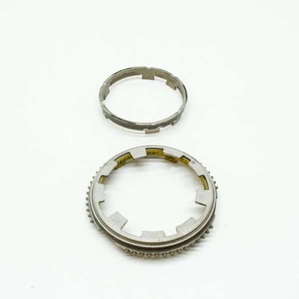 A2032603645 - NEW MERCEDES-BENZ C W203 TRANSMISSION SYNCHRONIZER BODY A2032603645 ORIGINAL