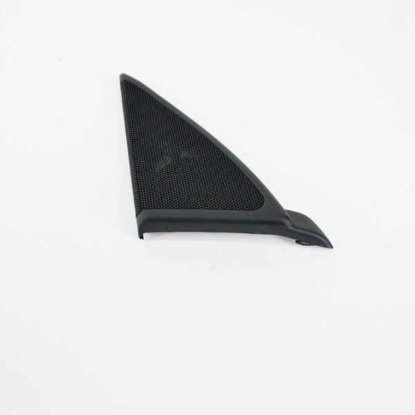 A20372001489051 - NEW MERCEDES-BENZ C W203 FRONT LEFT DOOR TWEETER COVER A20372001489051 ORIGINAL